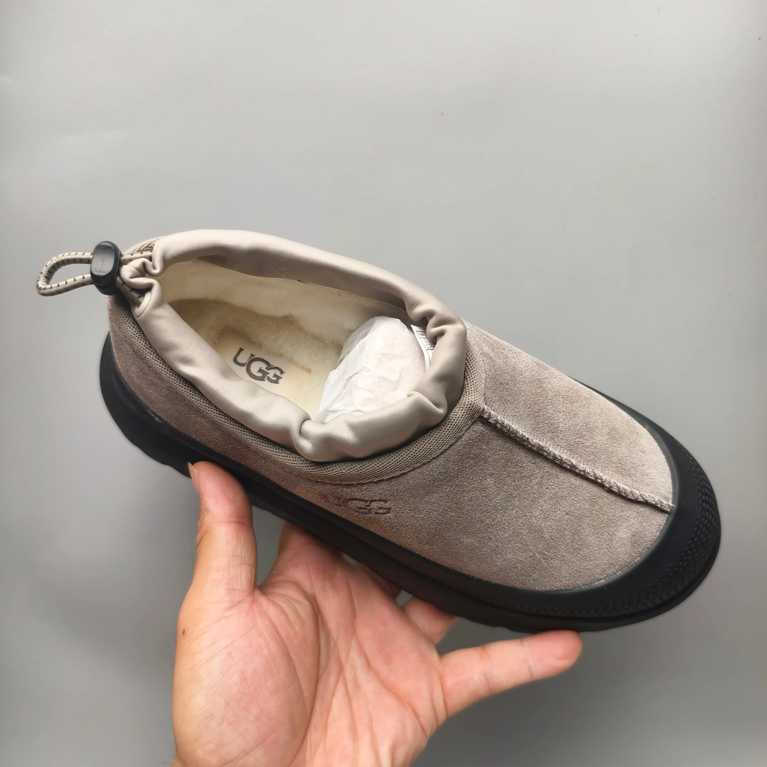 💰520 UGG sheepskin all-in-one snow boots 4096 slip-on casual trendy shoes for men and women Color: white red black blue yellow light gray dark gray green sand black gray matching sizes: 35-46